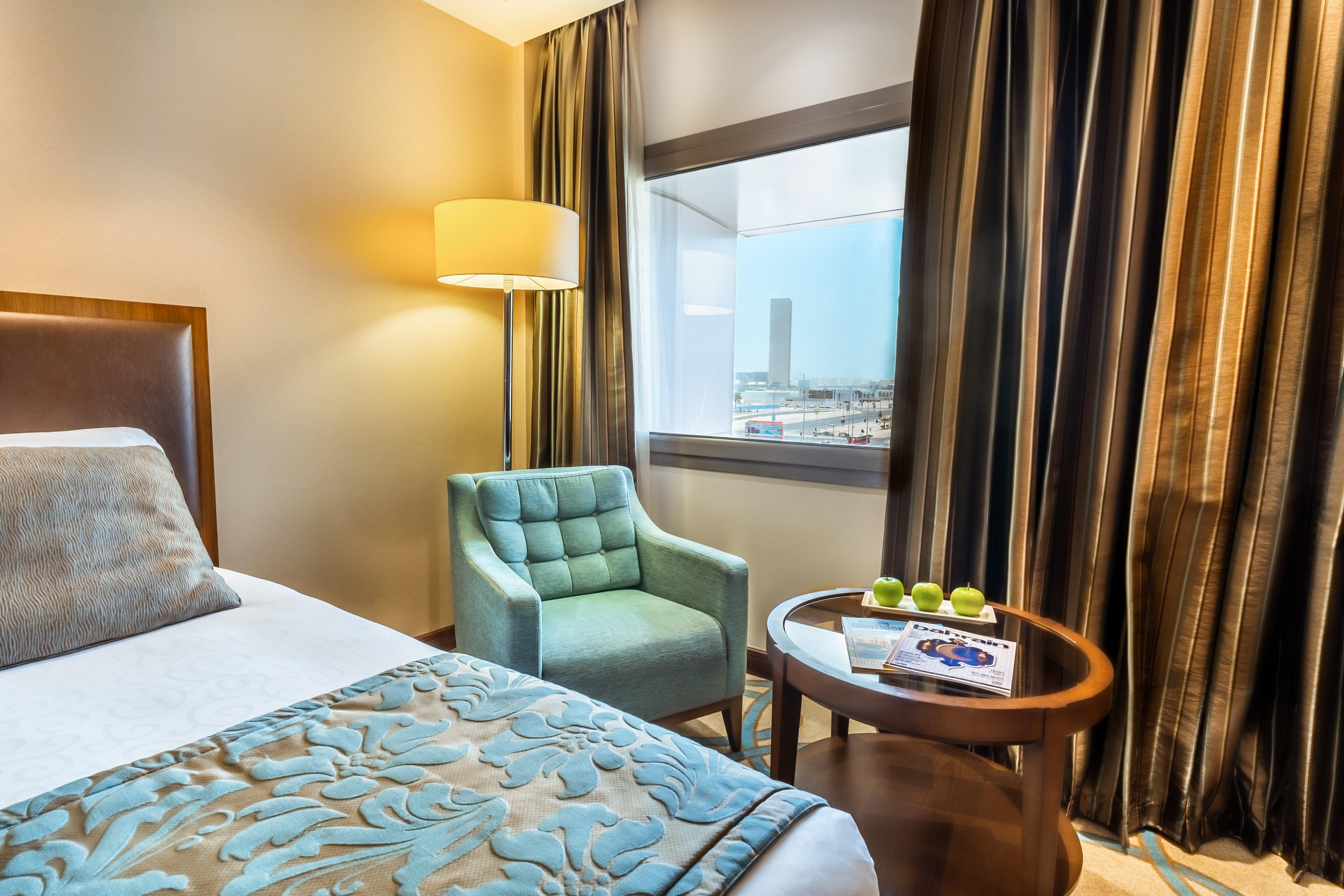 Intercontinental Bahrain, An Ihg Hotel Manama Extérieur photo A room at the hotel