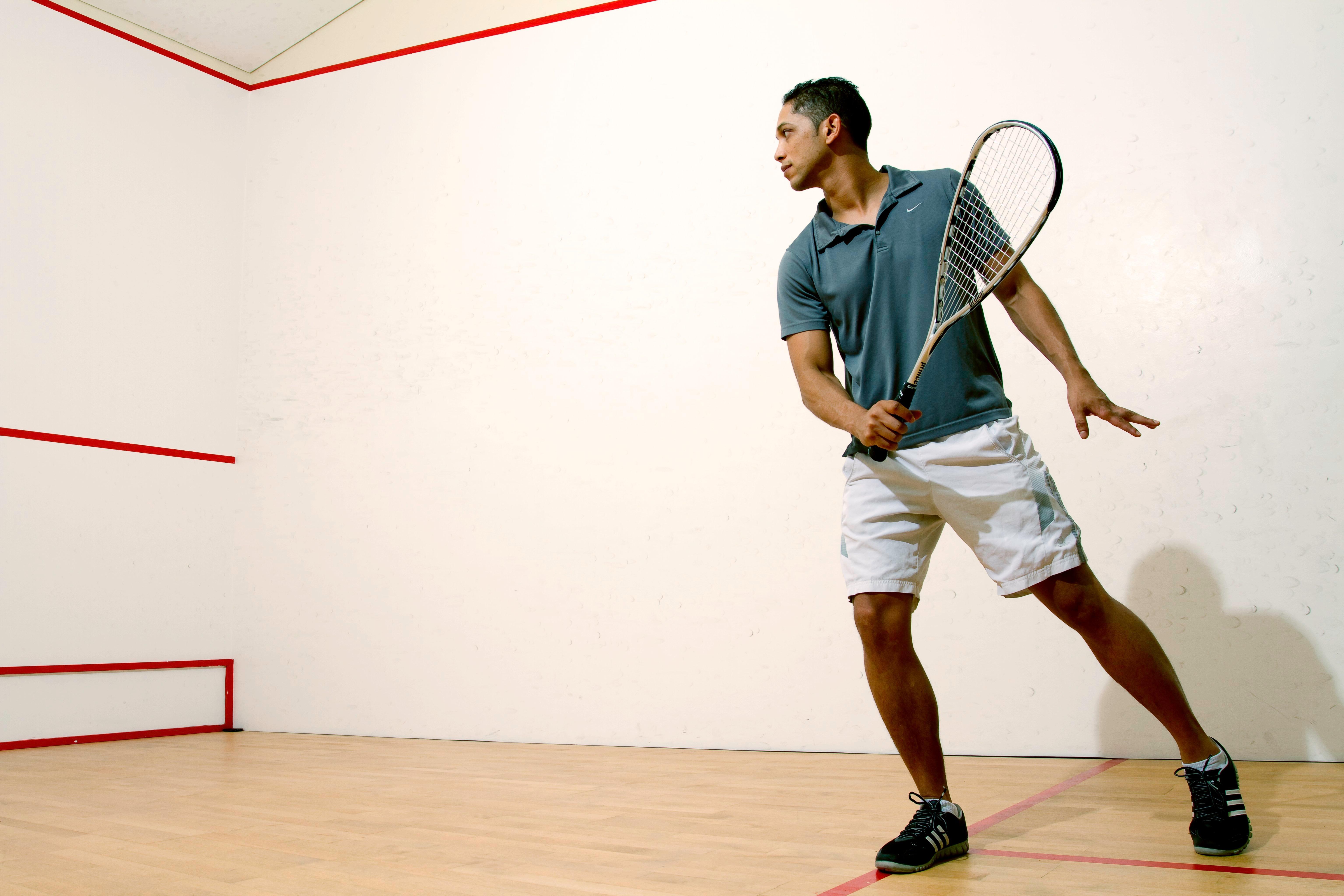 Intercontinental Bahrain, An Ihg Hotel Manama Extérieur photo A squash player